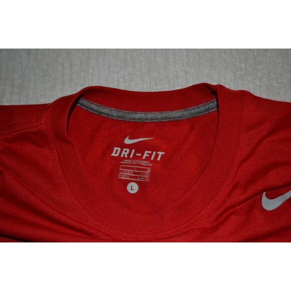 40779 Nike Gym Shirt Athletic Red Polyester Size Large Dri-Fit Mens - Picture 5 of 5